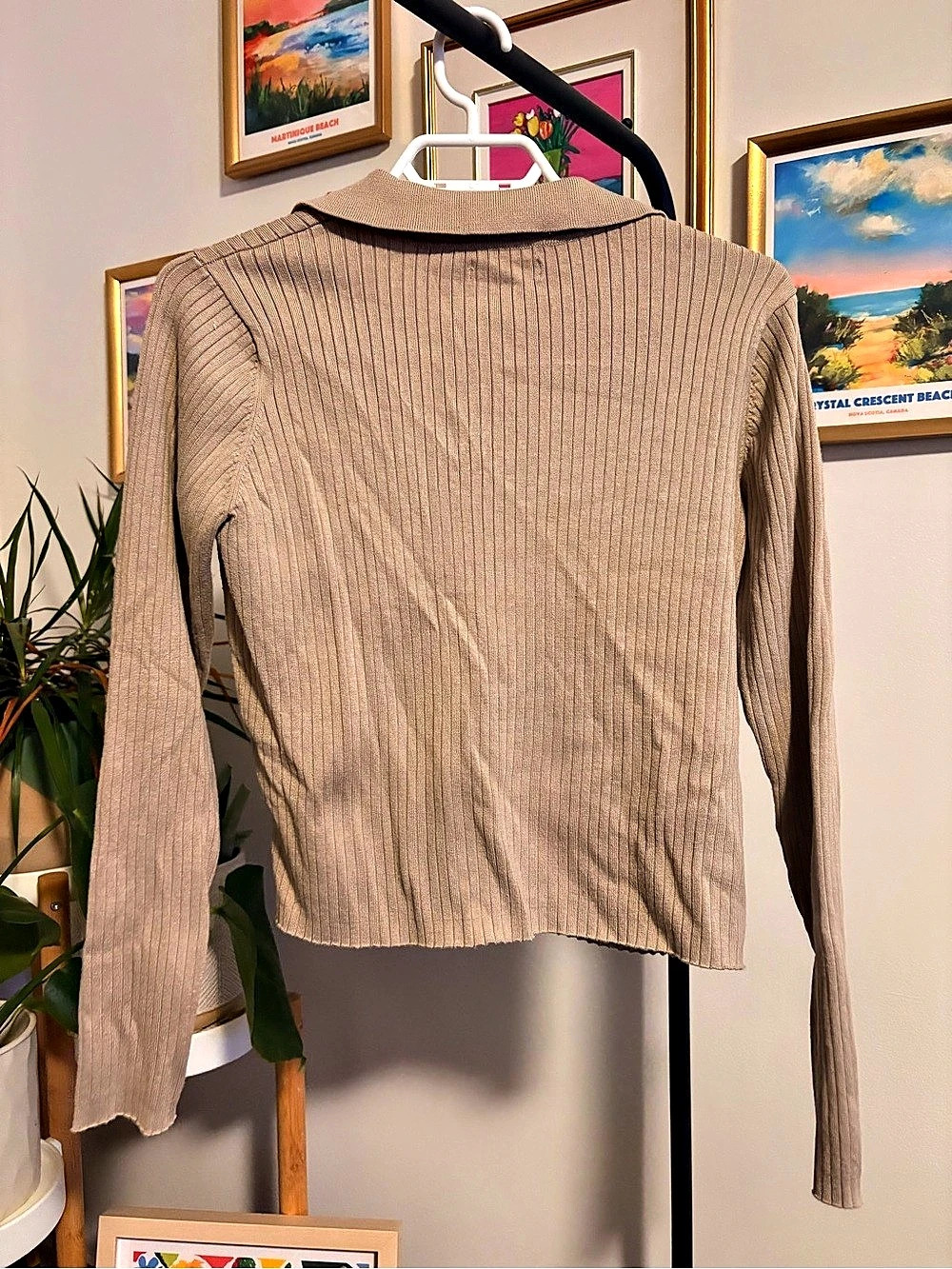 Calvin Klein Sweater - Picture 2 of 2